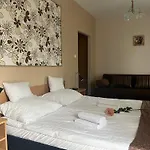 Hotel Rose City