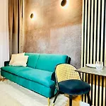 Central Luxe Studio
