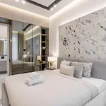 Luxurious High-End Central Grand Residence Next To The Basilica