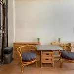 4 Room 2 Bathroom Super Central Large Home With Ac
