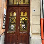 Elegant And Modern In The City Centre