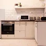 Klau33 Apartment In Party District