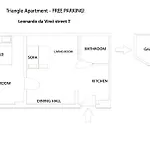 Triangle Apartment - Free Parking!