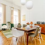 2Br Modern Elegance W Sauna And Ac By Newave