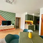 Akacfa Apartment By Chivi #Freeparking