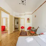 Budapestayz - Baross Apartments