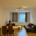 Roland Apartment Downtown - Garay