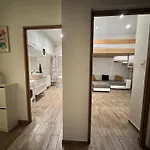 S6 - Apartment Promo Next To Gozsdu Garden