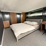 Central Lofty Space