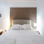 Beautiful Spacious Three-Room Suite Close To Buda Castle