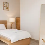 Magnolia Apartment Hotel