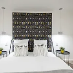 Stylish Fully Fitted Apt Close To The Danube