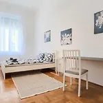 Citycenter67 Apartment