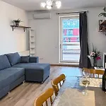 Stay Calm Premium Budapest Apartment, Terrace & Garage