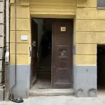 Rozsa Apartments