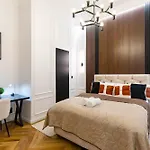 Luxurious & High-End Living Steps From Historic Landmarks
