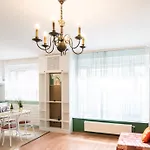 Free Parking - Little Urban Hideaway - Wifi, Ac