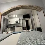 Millionrosesvintage Apartmanhotel Vaci Street Free Airconditioner And Coffee