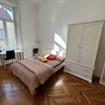 5 Room Central Apartment