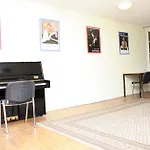 Professor\'S Guest House