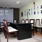 Professor\'S Guest House