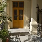 Synagogue Central Guest House