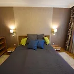 Rosehill Side Apartment