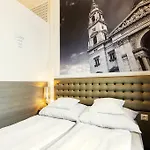 Play Apartments