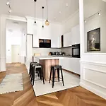 Luxury Apartment By Hi5 - Bazilika Suite
