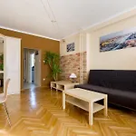 East Station Studios - Baross Home 1 & 2