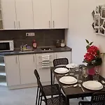 Michael Apartment With 2 Rooms Near Gozsdu Udvar