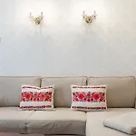 Luxury & Antique Charm