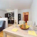 Hollo Apartments