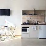 Zoom-Budapest Apartments