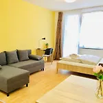 Keleti Garden Apartments
