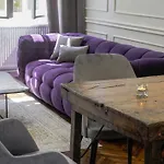 Opera Apartment With Free Parking, 2Br2Ba, Ac