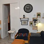 Lara Downtown Apartment