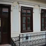 Flower Apartment