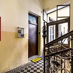 BpR Stupendous Design Home