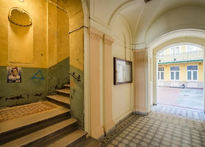 Bpr Kiraly Street Nest With A/C