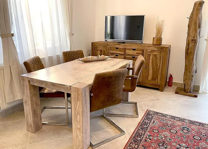 Full 2Bdr Garden House Near To Downtown Metro Free Parking