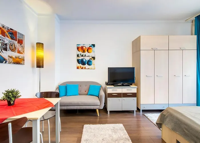 Karolyi Street - Central Location Quiet Place 2Ppl