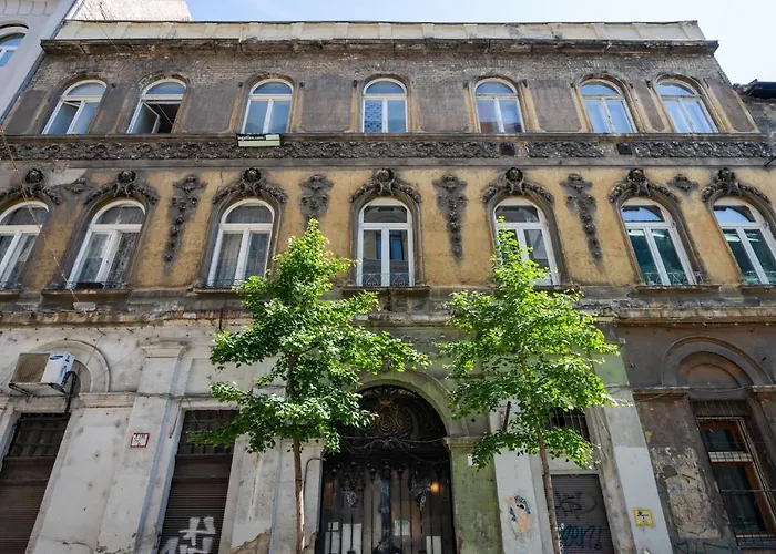 S15- Boutique Apartments, Best Location, By Bqa
