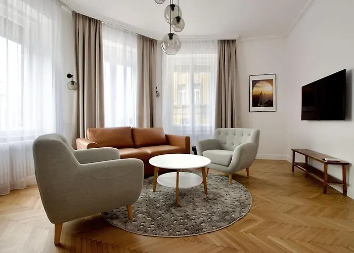 Premium Apartment By Hi - Central 2 Bedroom - Best View