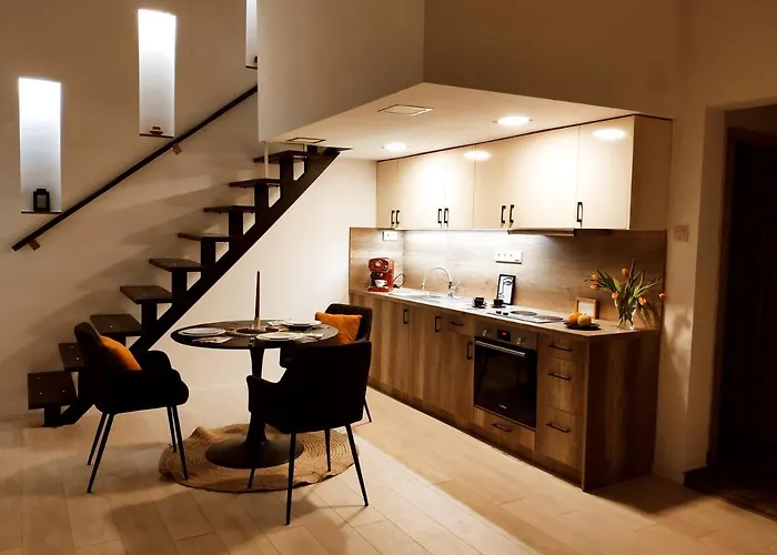 F27 Ferenc Apartment