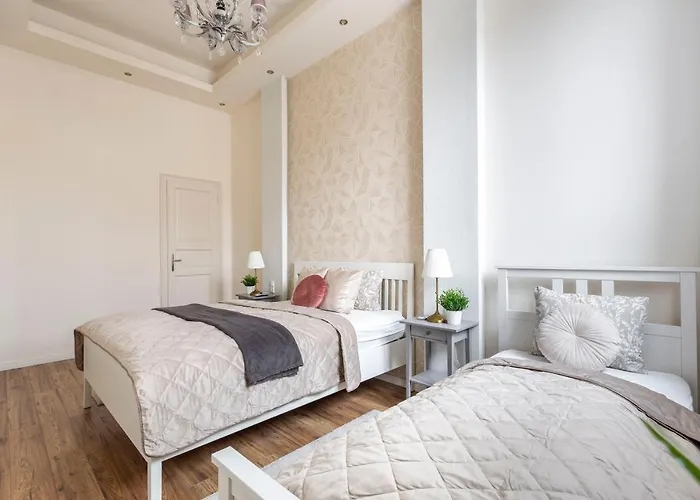 Luxurious Central Apartment In Liszt Ferenc Square