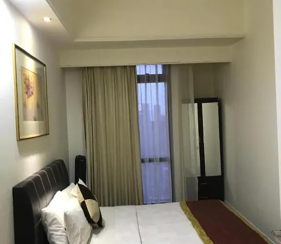 Aqcomel Home