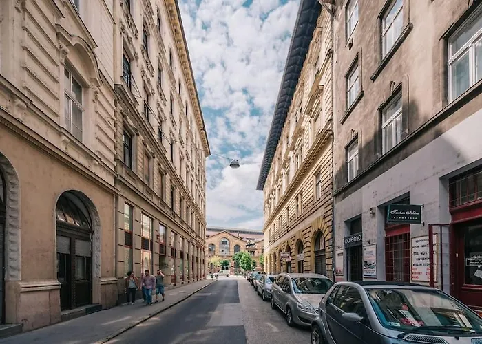 Venus Apartments - Market Hall I