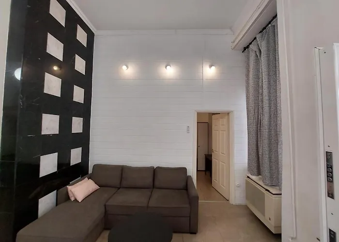 Miki\'S Apartment