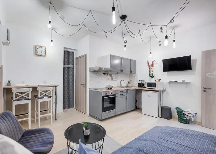 Convenient Central Apartment